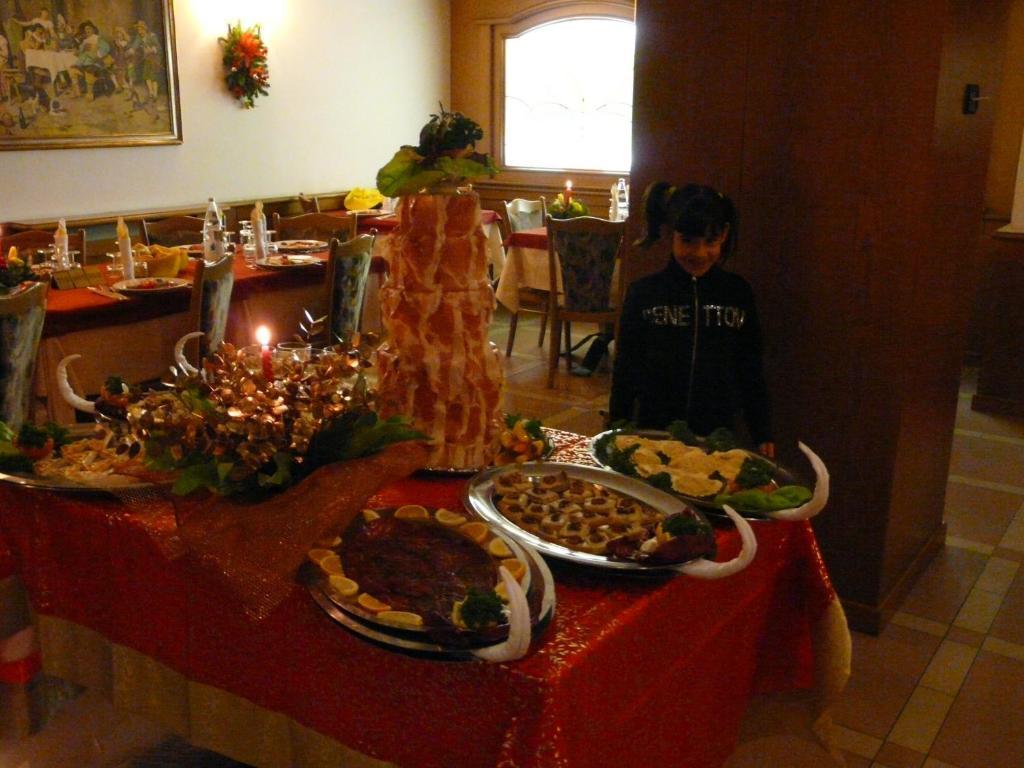 Hotel Denny Pinzolo Dış mekan fotoğraf